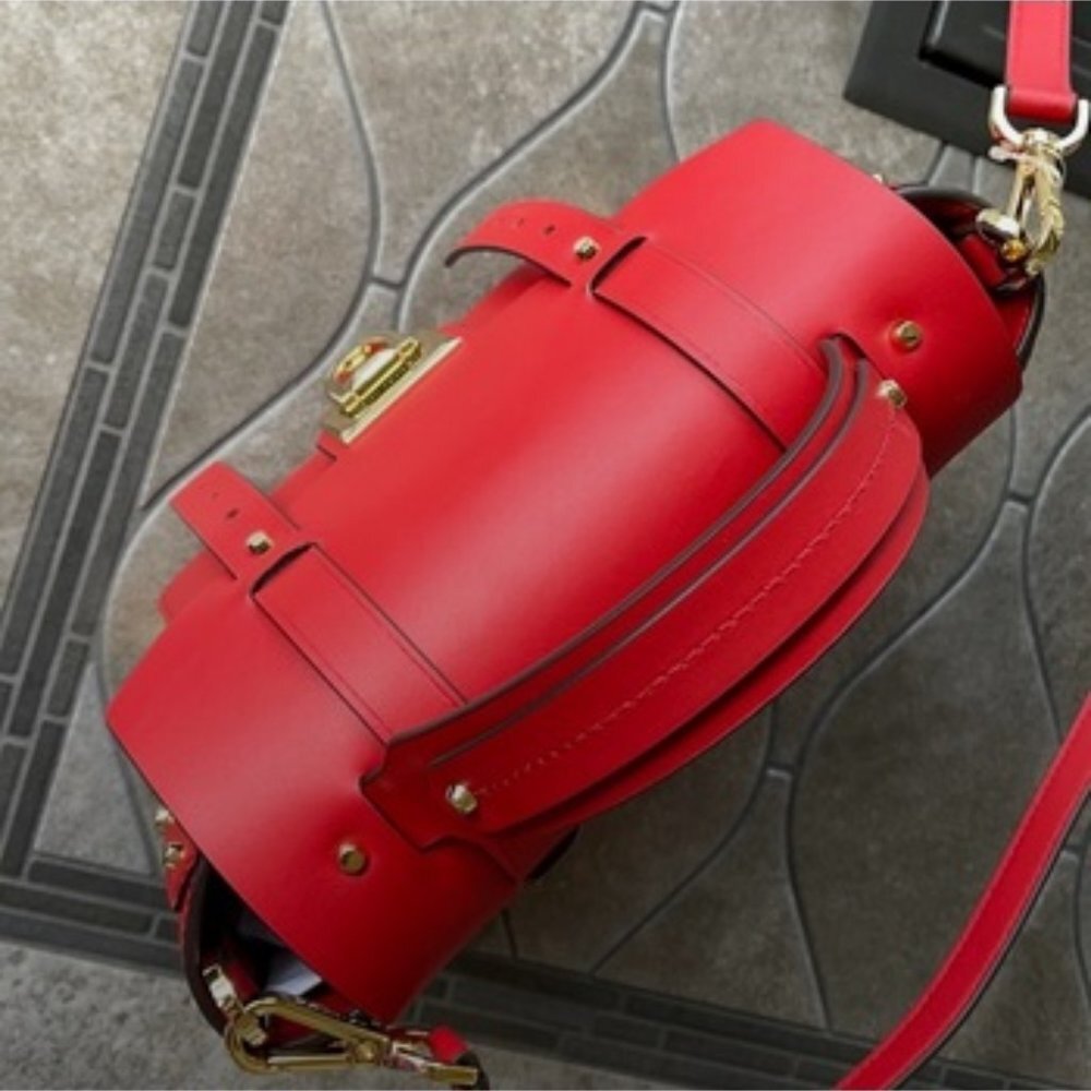 Michael Kors Manhattan Medium School Satchel - Picture 7 of 16